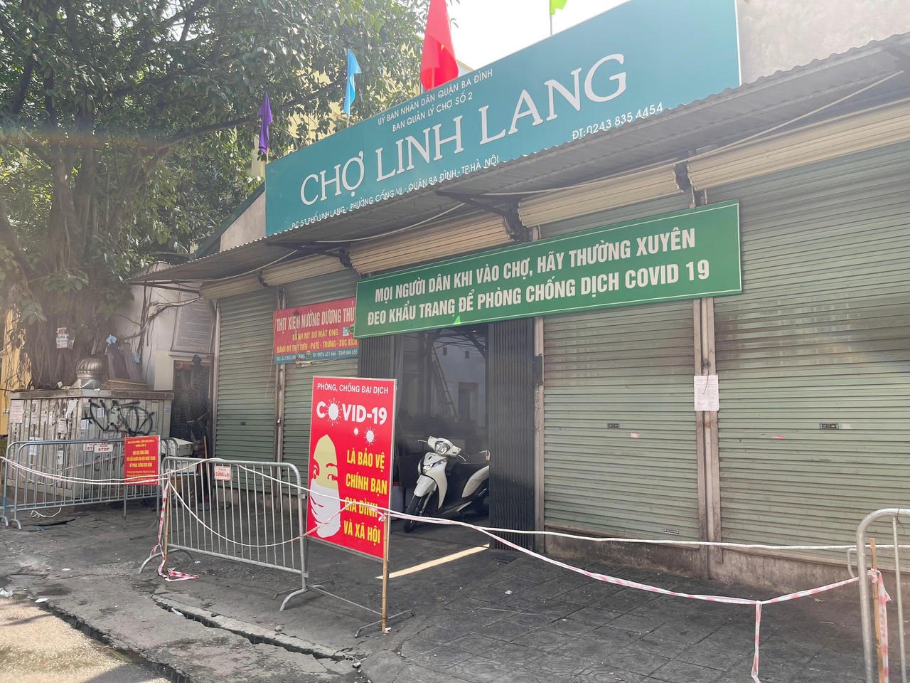 Hà Nội: Tạm phong tỏa chợ Linh Lang, xét nghiệm toàn bộ tiểu thương trong chợ