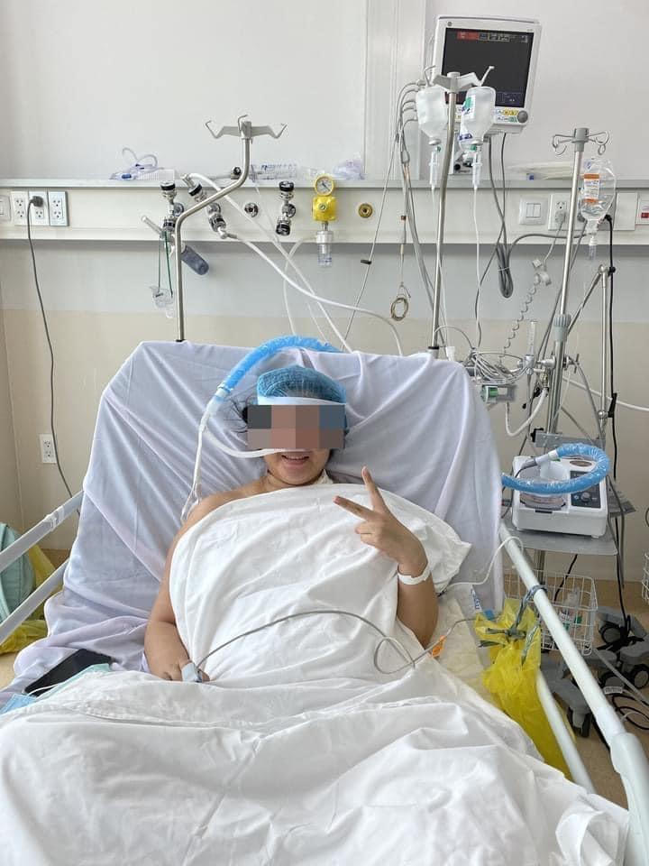 Ca mổ cấp cứu bắt con thành công giữa đêm khuya cho nữ sản phụ mắc COVID-19 nguy kịch