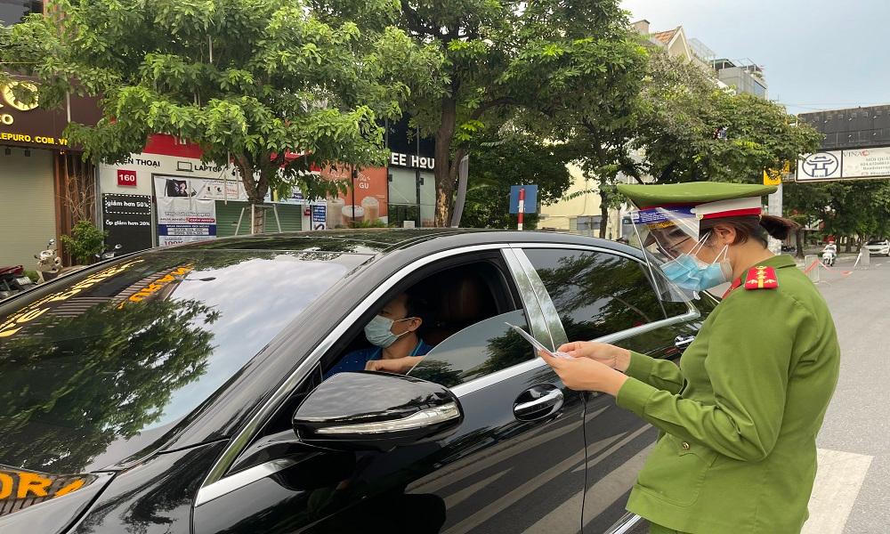 Tổ công tác "đặc biệt" xử lý nhiều trường hợp đến nhà người thân ăn “cỗ” 