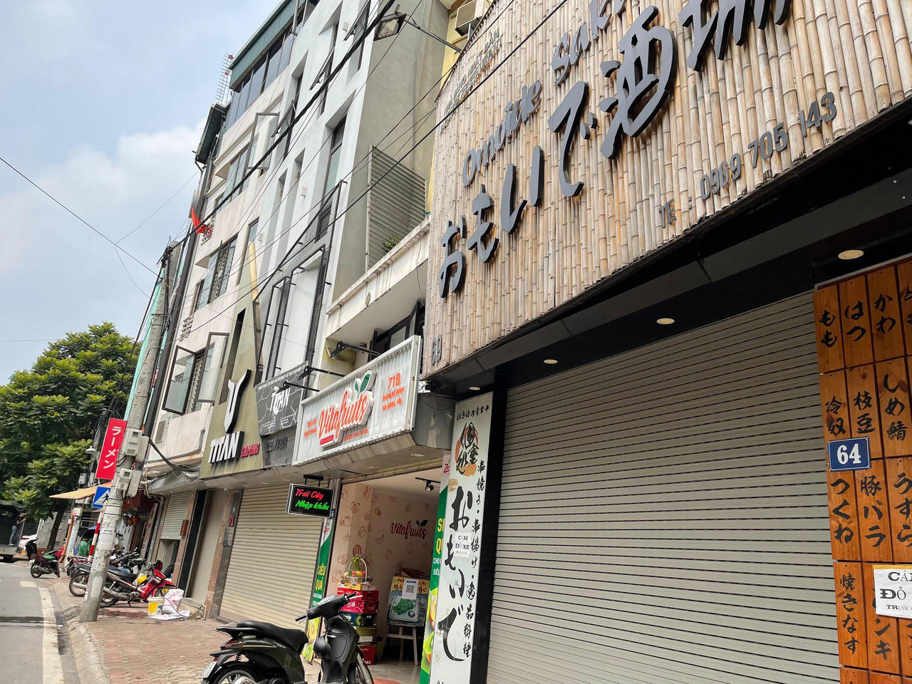 Chuột, nhện, gián... 'tấn công' nhà hàng tại Hà Nội