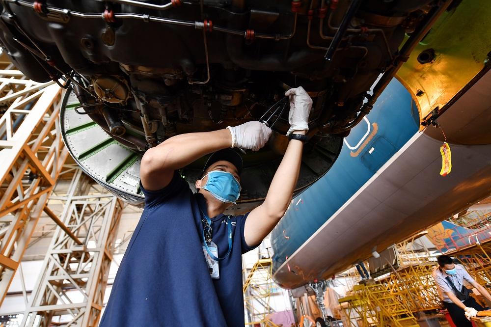 Cận cảnh đội 'chim sắt' Vietnam Airlines rục rịch chuẩn bị cất cánh trở lại