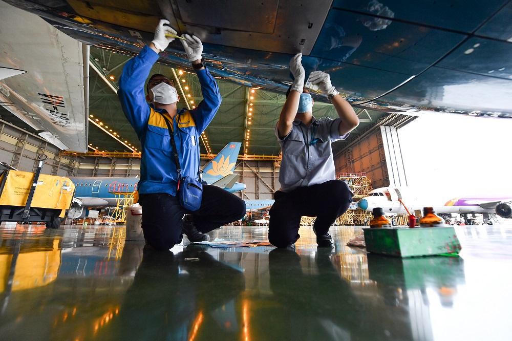 Cận cảnh đội 'chim sắt' Vietnam Airlines rục rịch chuẩn bị cất cánh trở lại