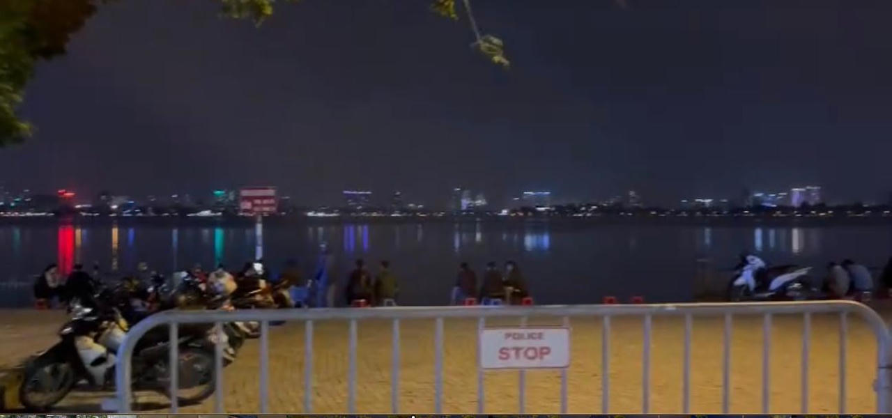 Hàng quán ngang nhiên hoạt động sau 21h, 'thách thức' cơ quan chức năng Hà Nội?