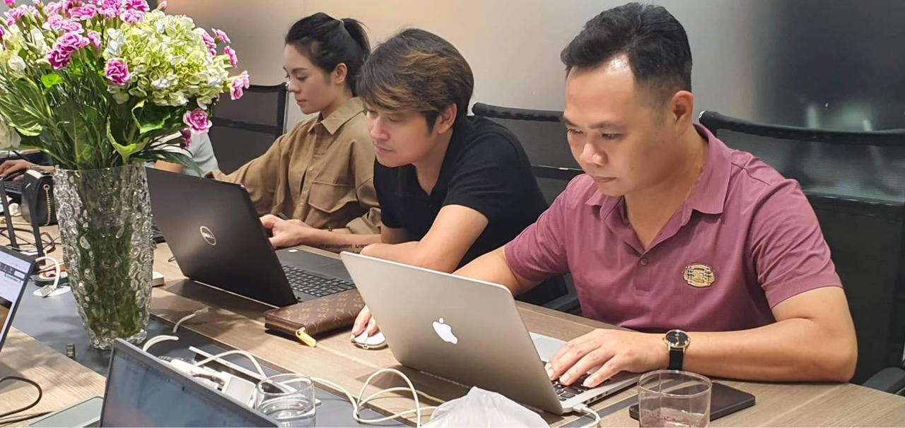 Người làm Báo Pháp luật Việt Nam đón 'giao thừa' của riêng mình