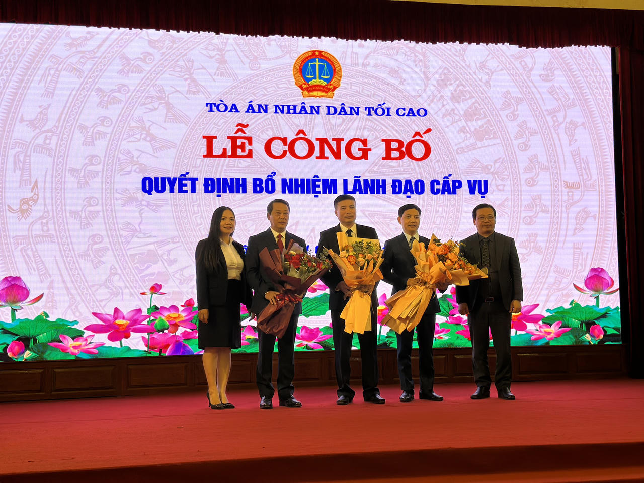 Ông Trần Đức Vinh nhận Quyết định bổ nhiệm Tổng biên tập Báo Công lý 