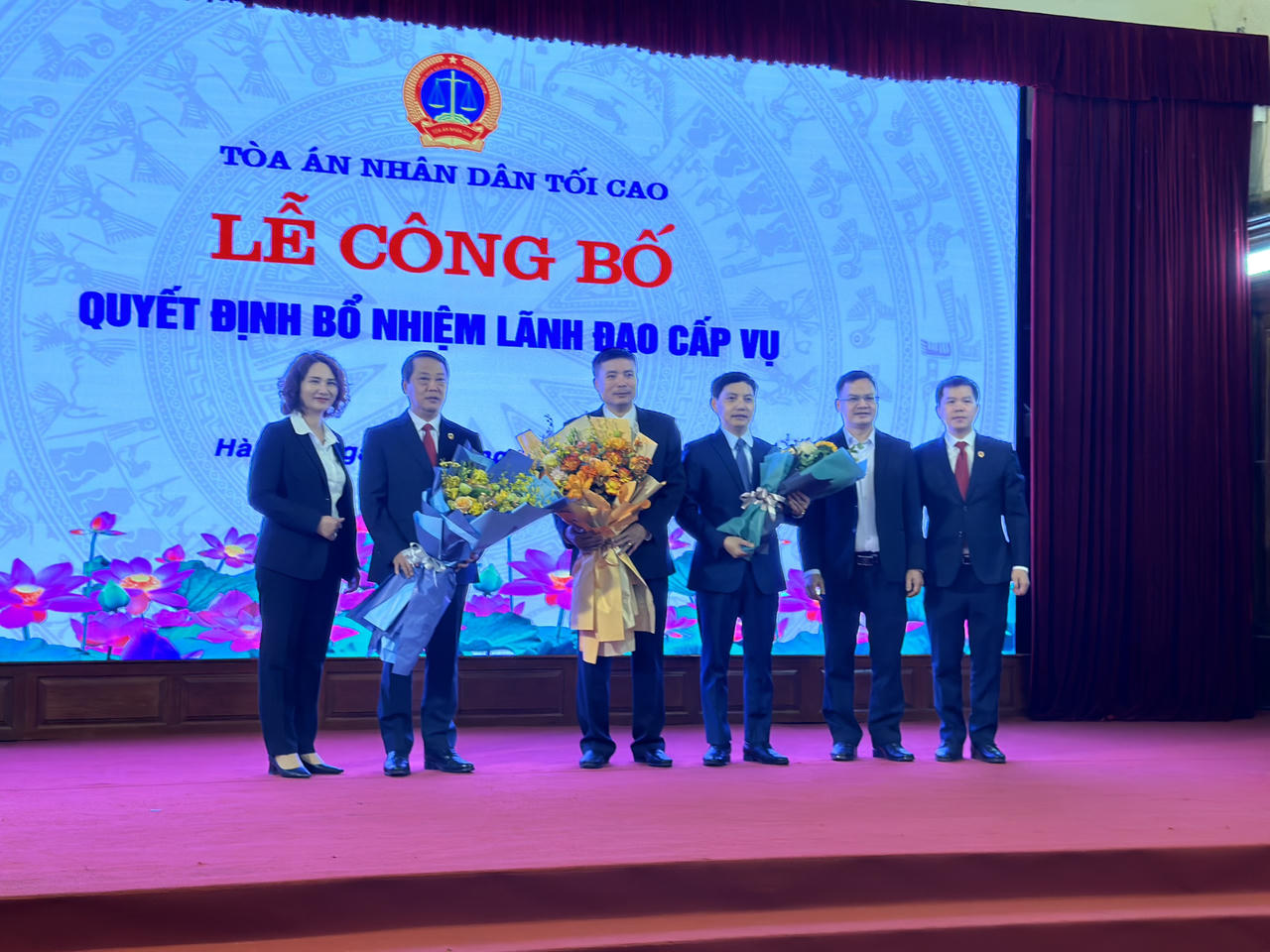 Ông Trần Đức Vinh nhận Quyết định bổ nhiệm Tổng biên tập Báo Công lý 