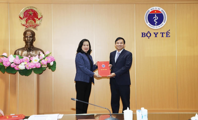 Bộ Y tế bổ nhiệm, bổ nhiệm lại loạt cán bộ