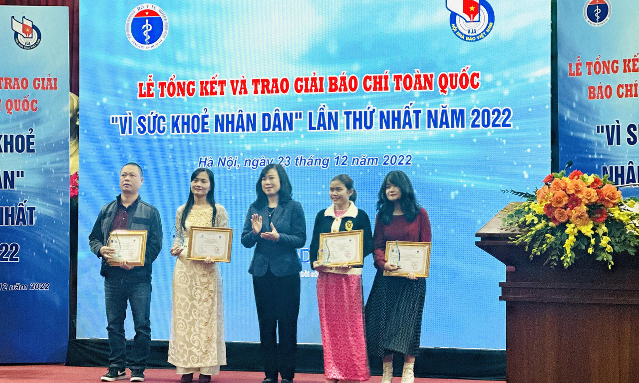 Trao Giải Báo chí toàn quốc 'Vì Sức khỏe nhân dân' 
