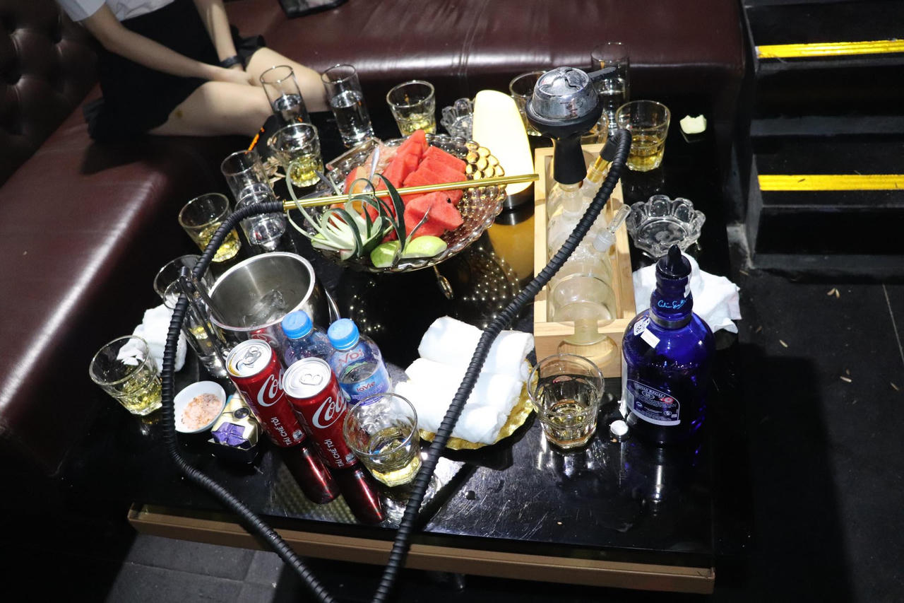Đột kích bar Grammy ở Hà Nội, phát hiện 'tiệc tất niên ma túy'