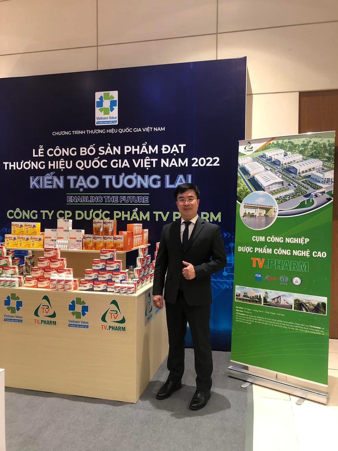 Dược phẩm TV.PHARM tiếp tục giữ vững vị trí TOP 10 ngành Dược 