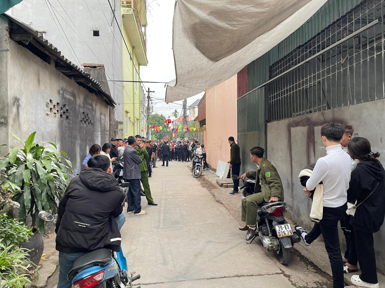 Biến xưởng cơ khí thành 'ổ bạc' dịp Tết