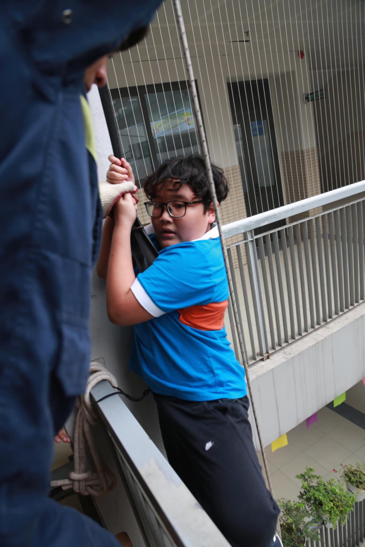 Tập huấn phòng cháy chữa cháy và thoát hiểm cho học sinh 