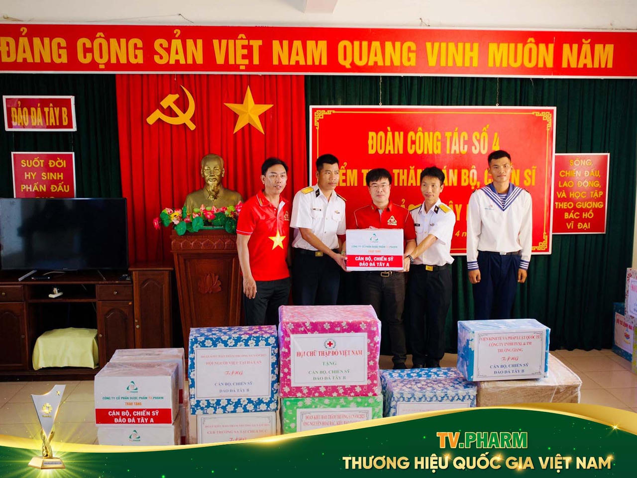 Dược phẩm TV.PHARM trên hải trình đến với Trường Sa