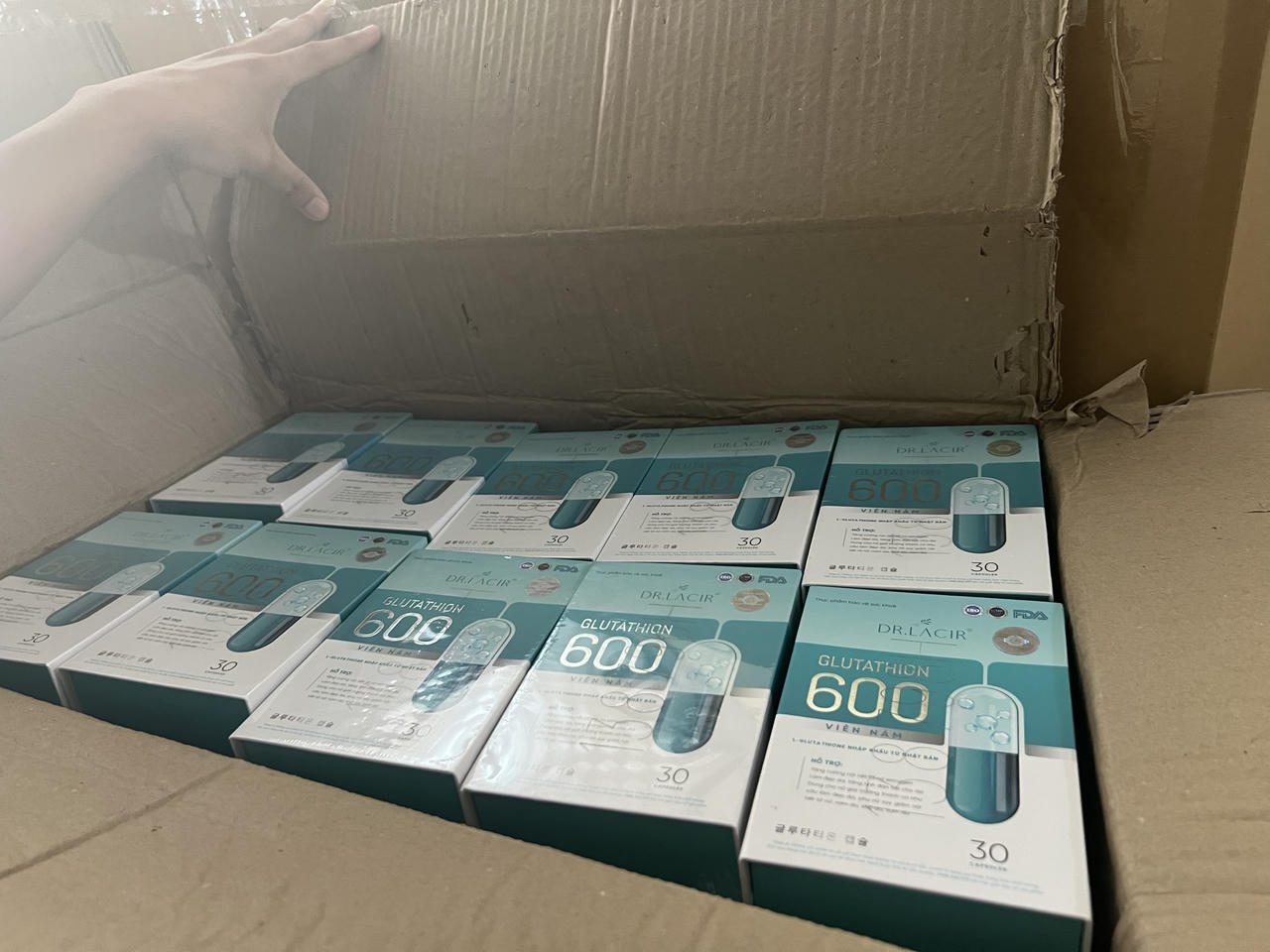Phát hiện và bắt giữ lô viên nám Glutathion 600 có dấu hiệu làm giả 