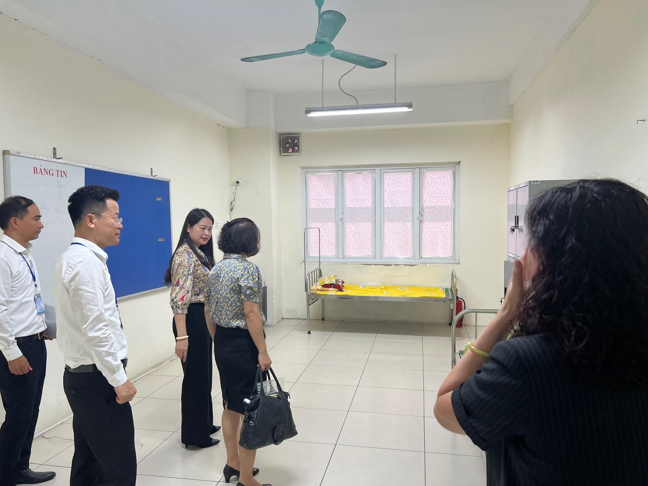 Kiểm tra các điểm thi tốt nghiệp THPT năm 2023 tại quận Ba Đình (Hà Nội)