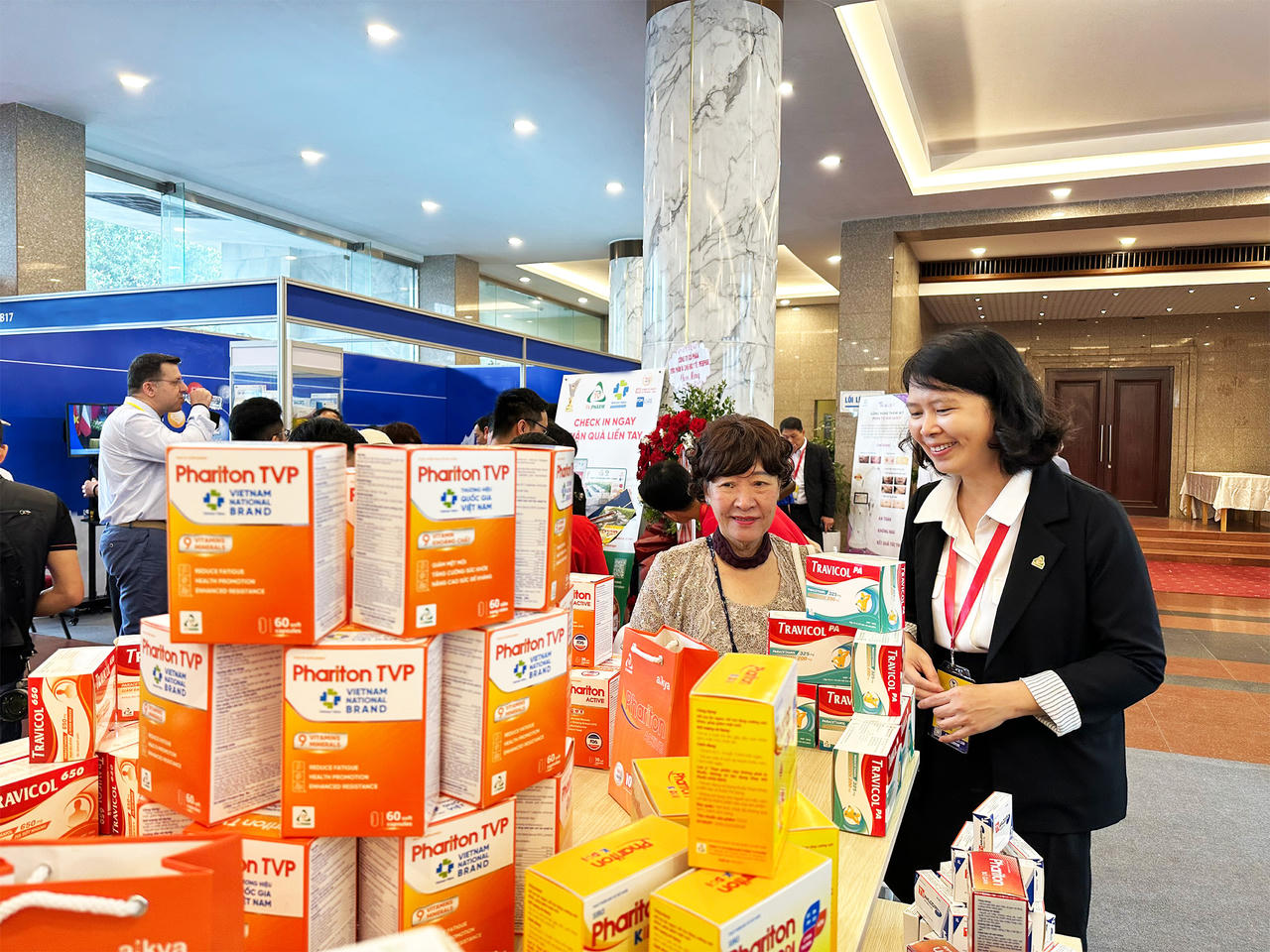 Thương hiệu Quốc gia Phariton TVP giữ vững sứ mệnh nâng cao sức khoẻ Việt