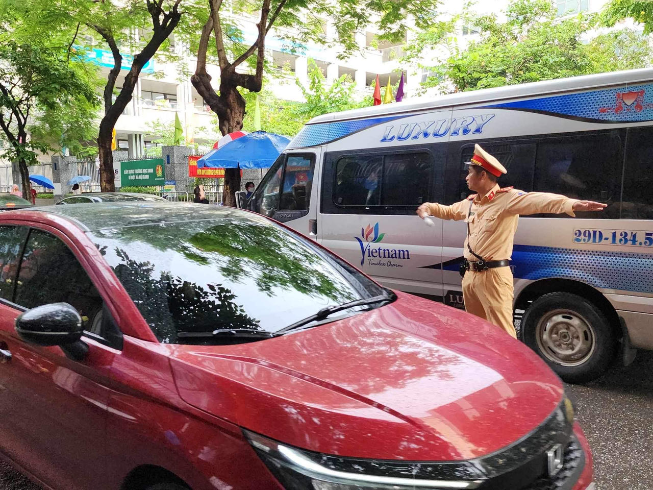 Sáng nay không thí sinh nào ở Hà Nội lỡ thi vì lý do giao thông