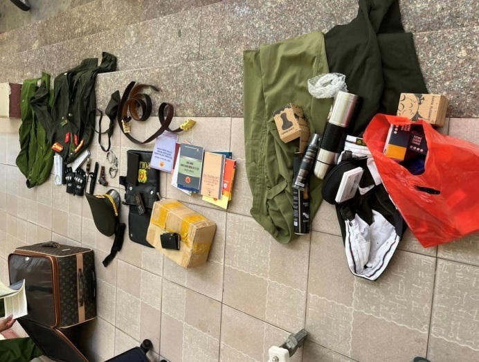 Phát hiện Đại tá Công an "dỏm" mua trang phục trên mạng xã hội để lừa đảo