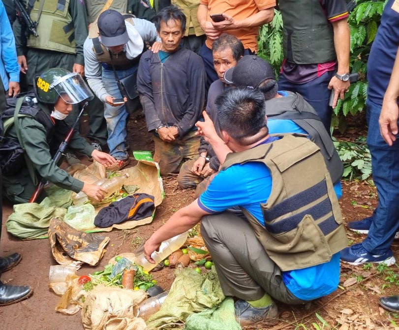 Khen thưởng đột xuất lực lượng truy bắt thành công 3 đối tượng truy nã đặc biệt nguy hiểm tại Đắk Lắk