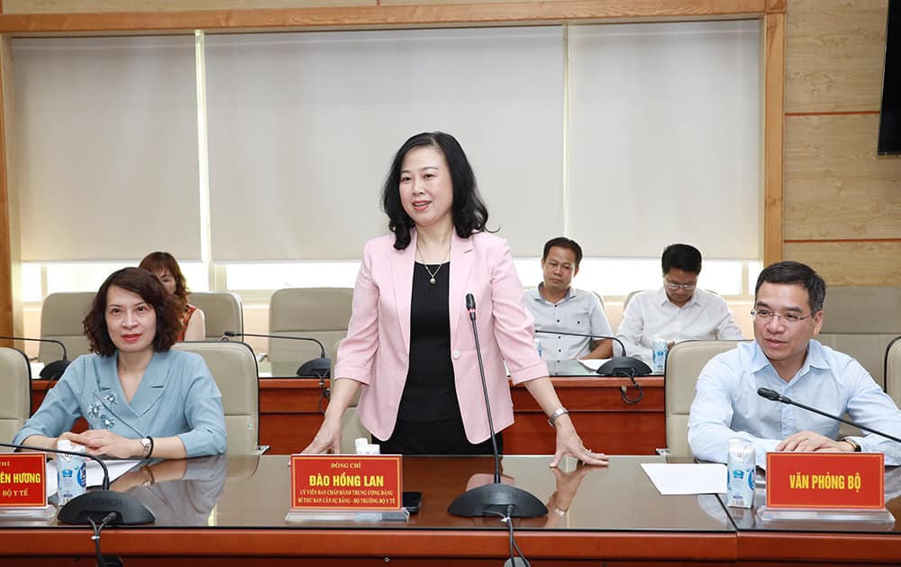 Tiếp nhận 185.700 liều vắc xin 5 trong 1 từ viện trợ của WHO, UNICEF 