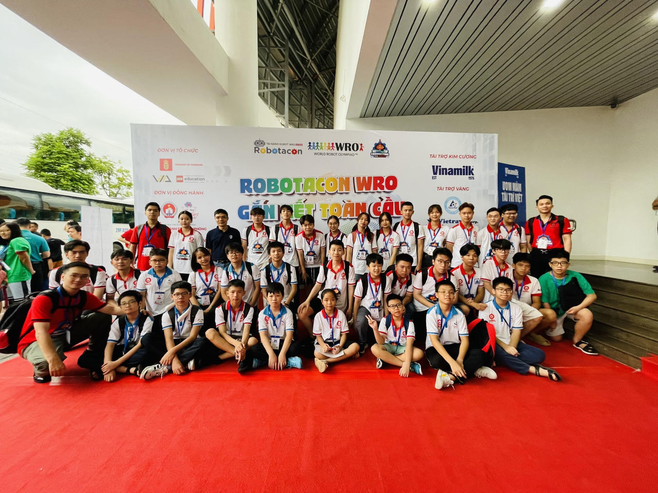 Học sinh Ba Đình giành giải Vàng tại Cuộc thi Robot thế giới 2023