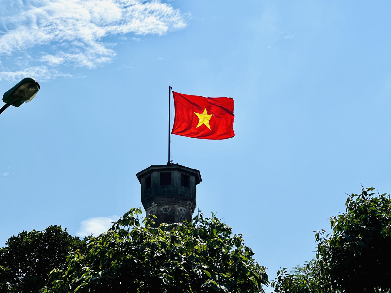  Hà Nội rực rỡ cờ hoa dịp Tết Độc lập