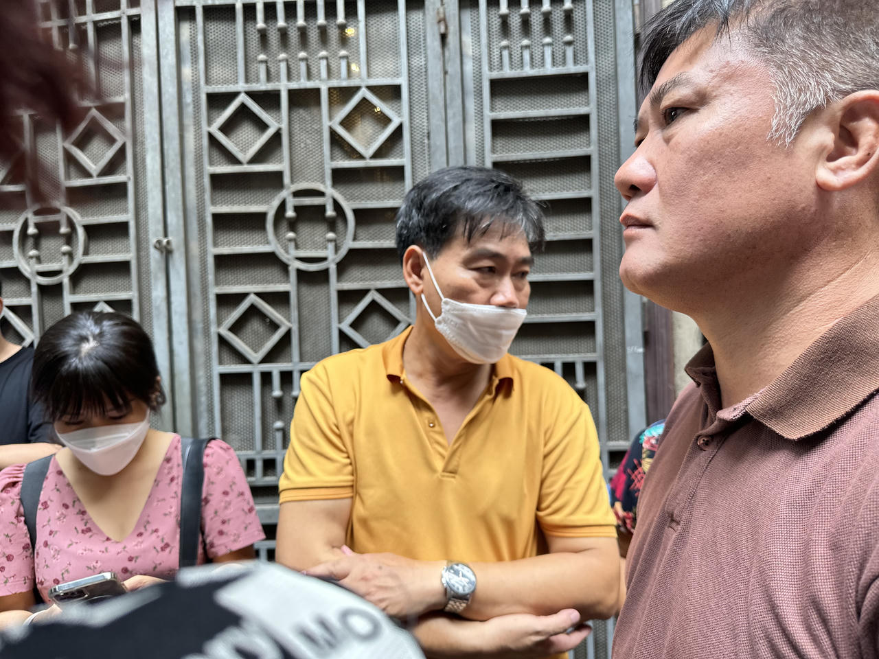 Nhân chứng và người nhà nạn nhân bàng hoàng kể về vụ cháy chung cư mini ở Hà Nội