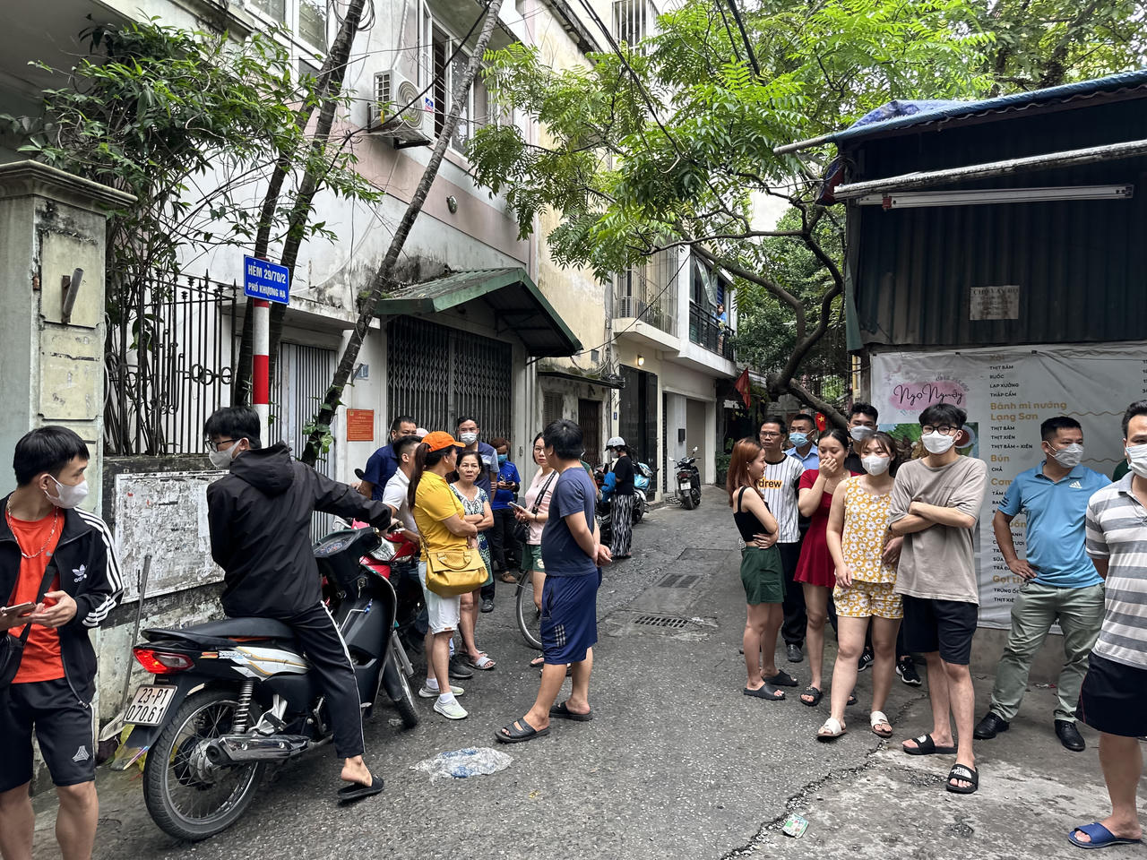 Nhân chứng và người nhà nạn nhân bàng hoàng kể về vụ cháy chung cư mini ở Hà Nội