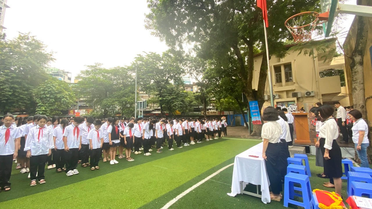 Xúc động phút Hà Nội tưởng niệm 56 nạn nhân tử vong vụ cháy chung cư mini phố Khương Hạ