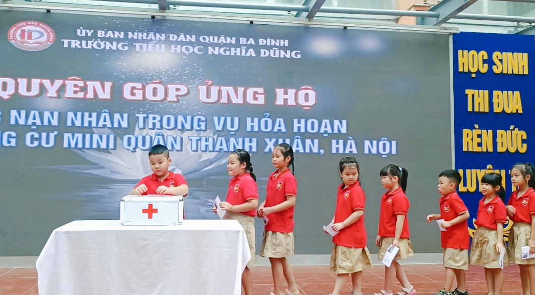 Xúc động phút Hà Nội tưởng niệm 56 nạn nhân tử vong vụ cháy chung cư mini phố Khương Hạ