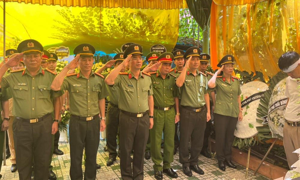 Trung úy Đỗ Văn Tú hy sinh trong khi thực hiện nhiệm vụ