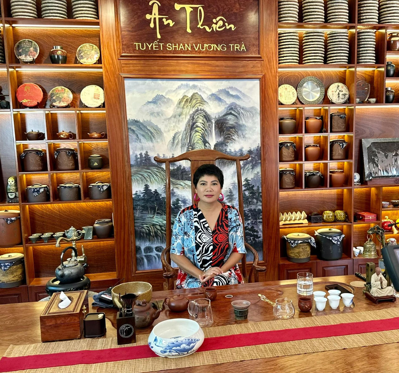 'Cá mập bà ngoại' Đỗ Liên: 'Phụ nữ chính là phong thuỷ trong nhà'