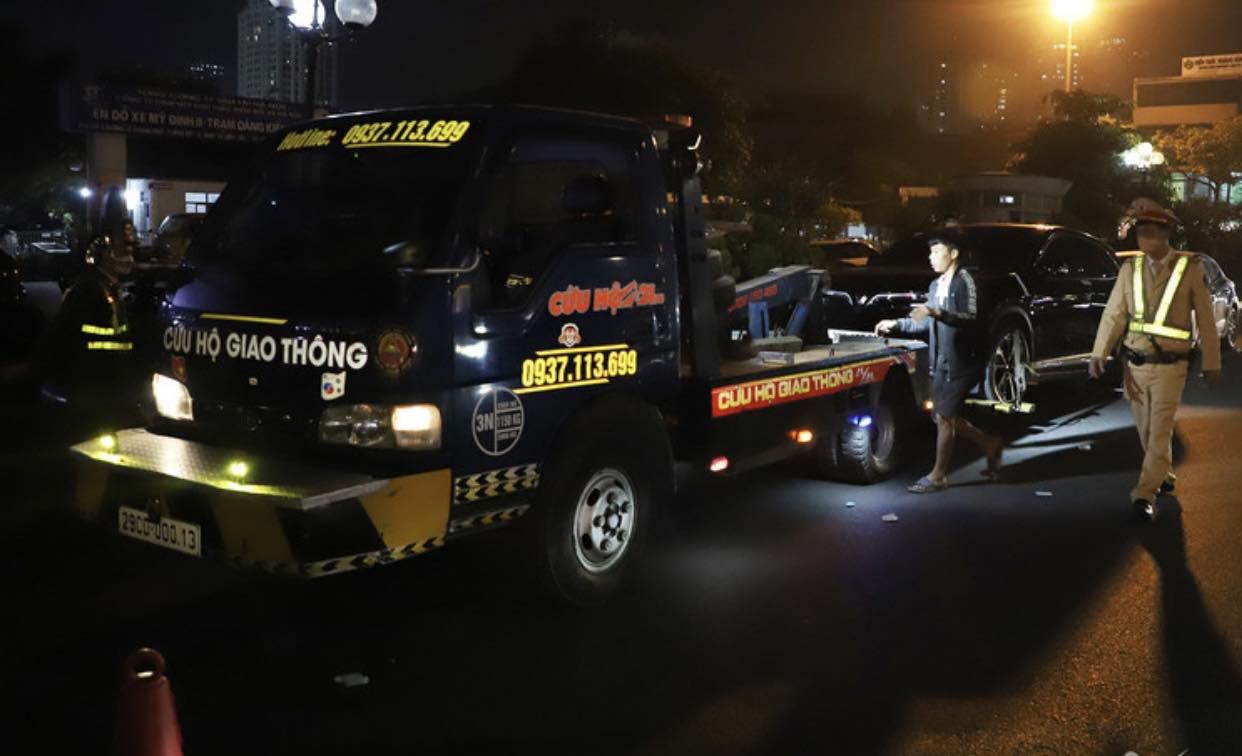 Vi phạm nồng độ cồn kịch khung, tài xế tự nhận mình “tâm thần” 