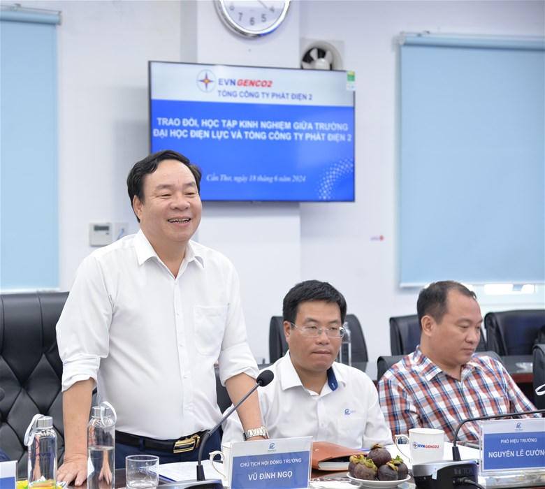 Đoàn công tác Trường Đại học Điện lực thăm quan, trao đổi, học tập kinh nghiệm tại Tổng công ty Phát điện 2