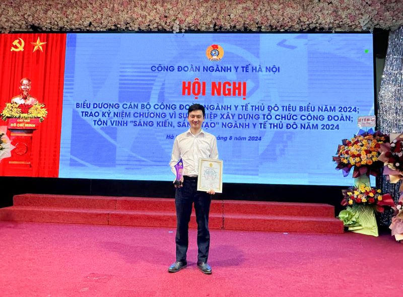 Bệnh viện Đa khoa MEDLATEC - đơn vị y tế ngoài công lập duy nhất có bác sĩ nhận Bằng khen của Công đoàn ngành Y tế Thủ đô