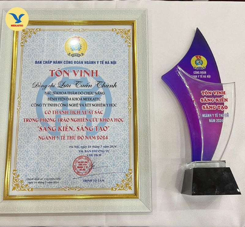 Bệnh viện Đa khoa MEDLATEC - đơn vị y tế ngoài công lập duy nhất có bác sĩ nhận Bằng khen của Công đoàn ngành Y tế Thủ đô