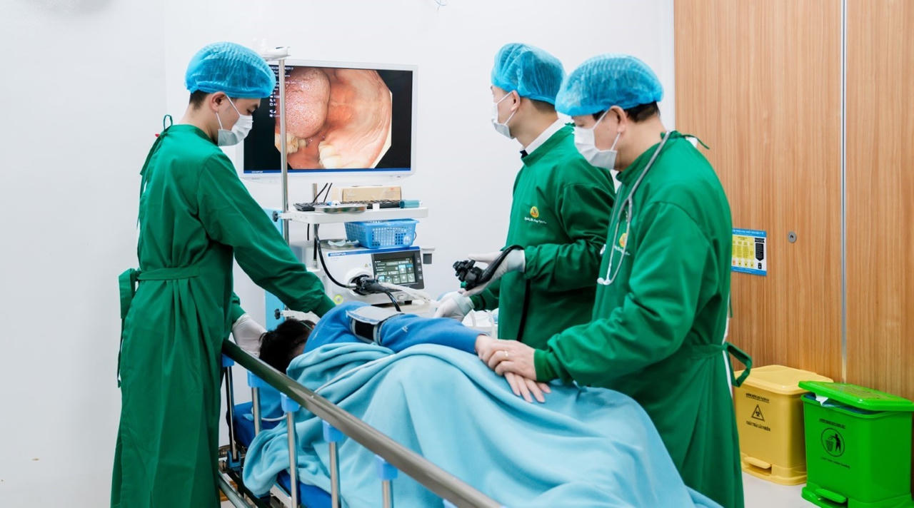 Thổi bay u dưới niêm mạc không cần phẫu thuật - “cuộc cách mạng” trong điều trị sớm ung thư dạ dày