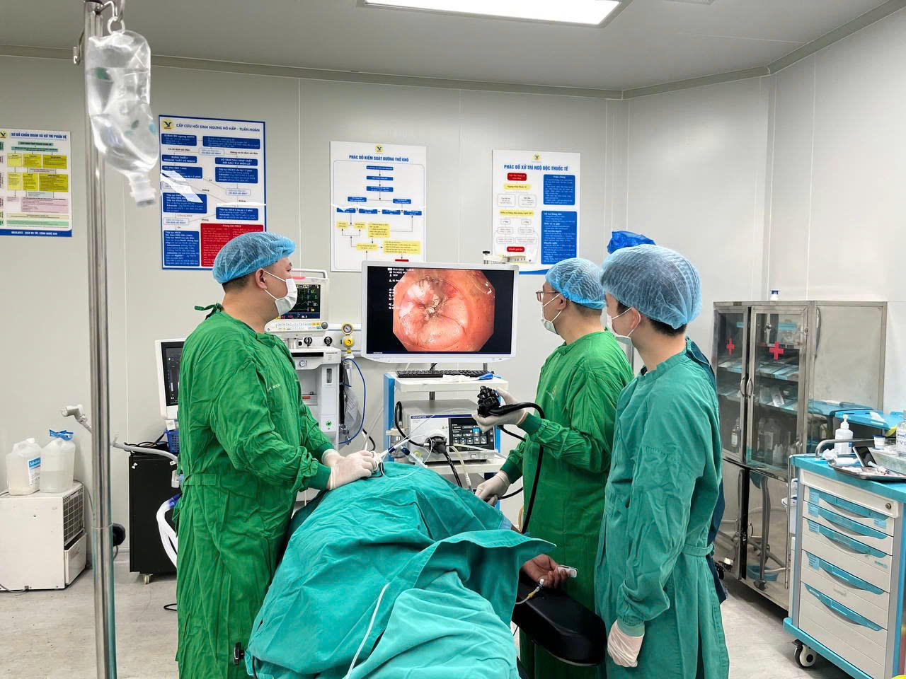 Bệnh viện Đa khoa MEDLATEC điều trị thành công ca ung thư thực quản ở vị trí khó