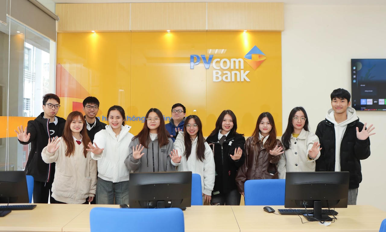 PVcomBank đồng hành cùng Trường Đại học Điện lực trong công tác đào tạo, phát triển nguồn nhân lực chất lượng cao