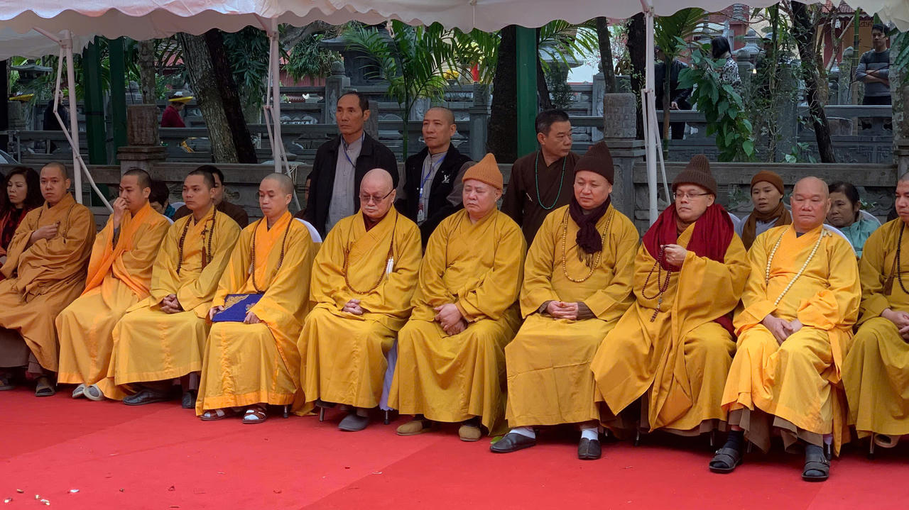 Khai hội Chùa Hương 2025: Hành trình về miền đất Phật, điểm đến văn hóa, du lịch tâm linh