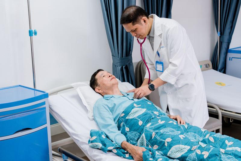 TS.BS Ngô Chí Cương: Người nặng lòng với chuyên ngành Truyền nhiễm và nói không khi nhắc đến hai chữ “mang ơn” 