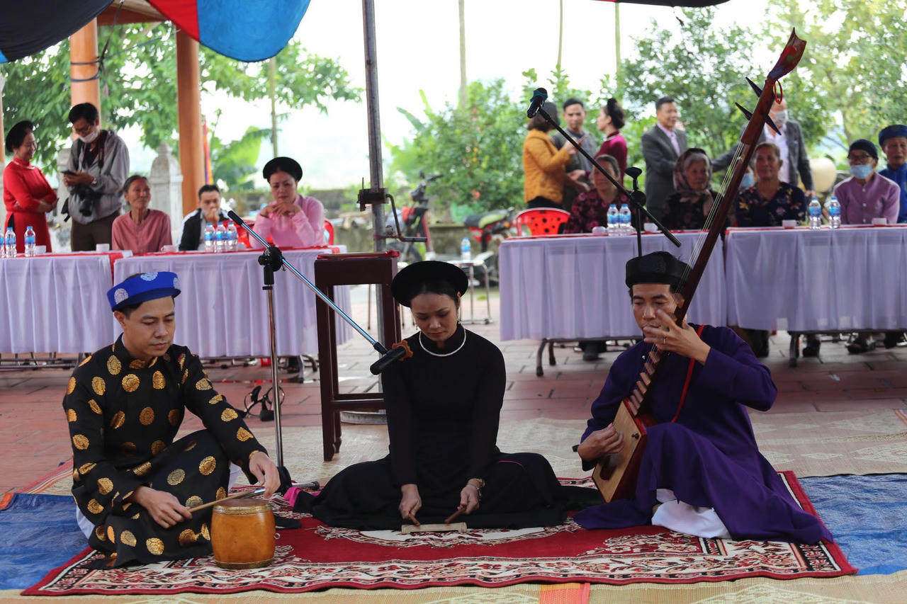 Giỗ tổ nghề nghệ thuật ca trù