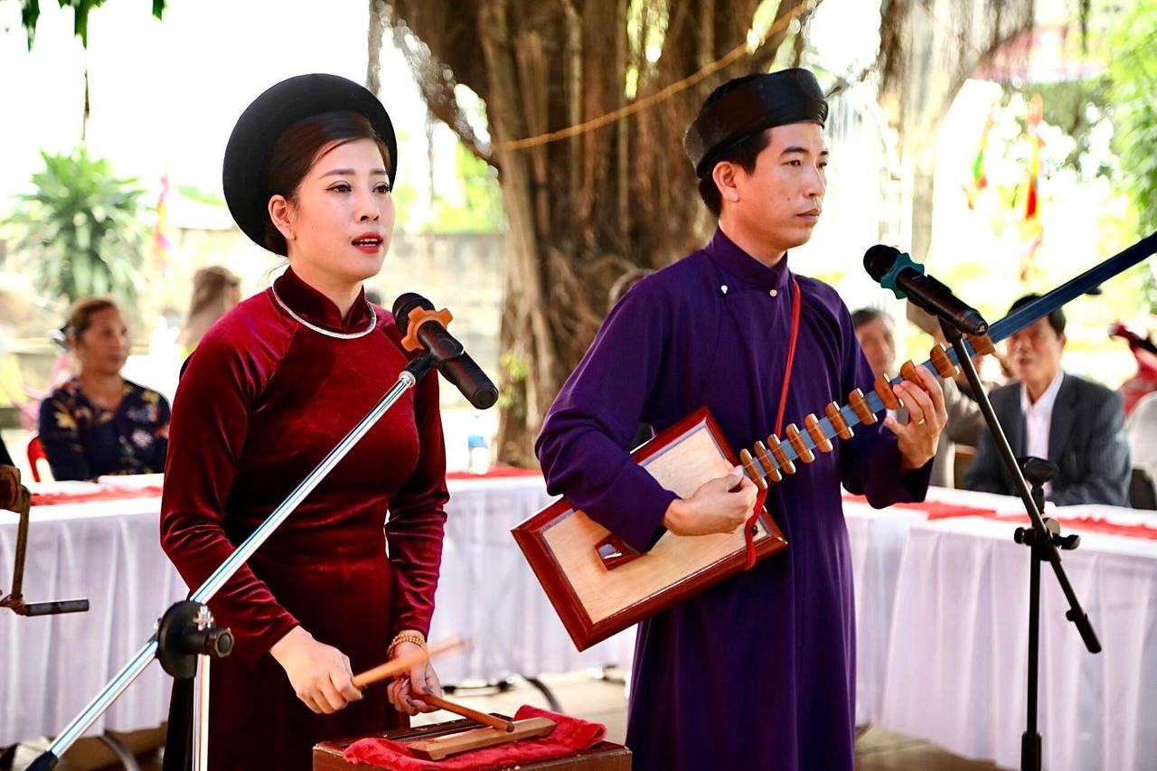 Giỗ tổ nghề nghệ thuật ca trù