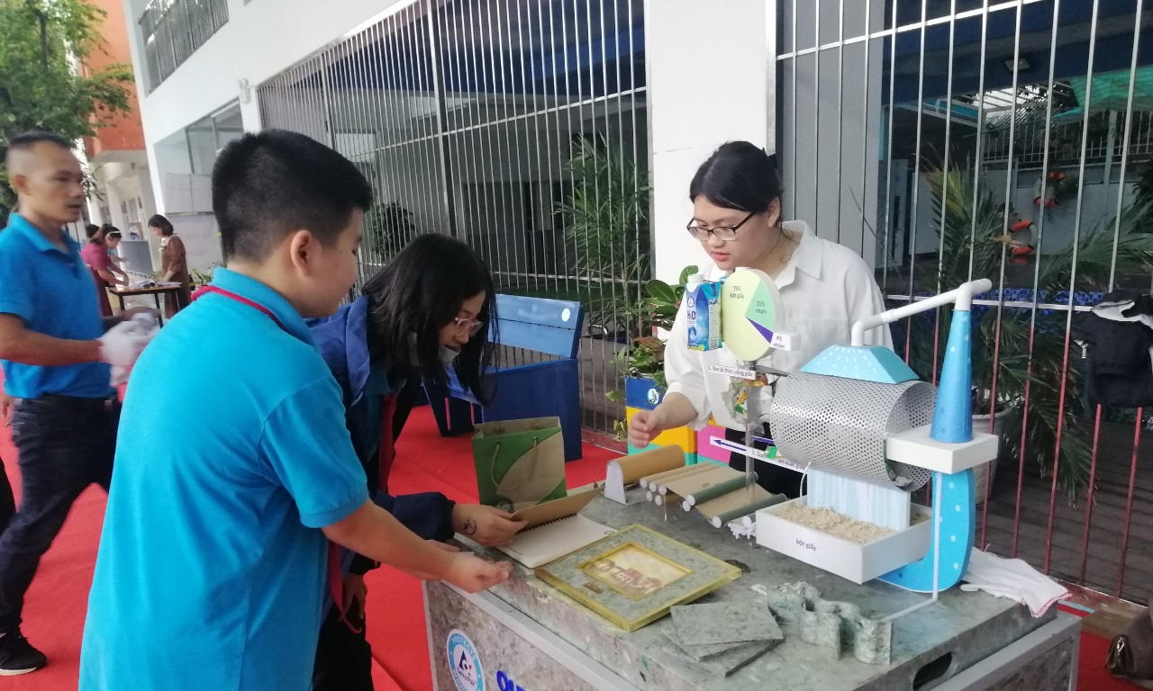 Giáo dục học sinh bảo vệ môi trường: Bài học từ thành phố Vinh 