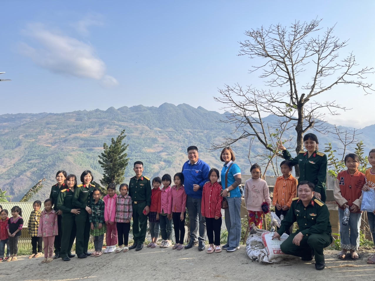 Lữ đoàn 1 Bộ Tư lệnh 86 hướng về biên cương Tổ quốc