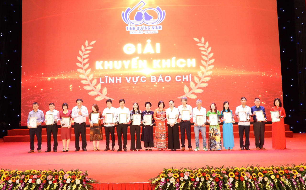 Báo Pháp luật Việt Nam đạt giải báo chí kỷ niệm 60 năm tỉnh Quảng Ninh