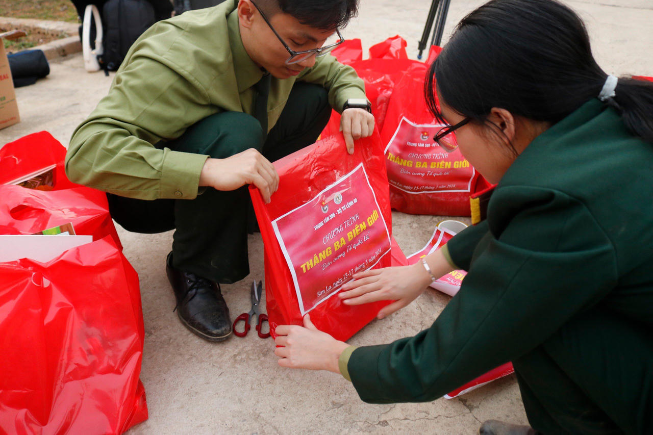 Trung tâm 586 – Bộ Tư lệnh 86 đồng hành cùng phụ nữ biên cương