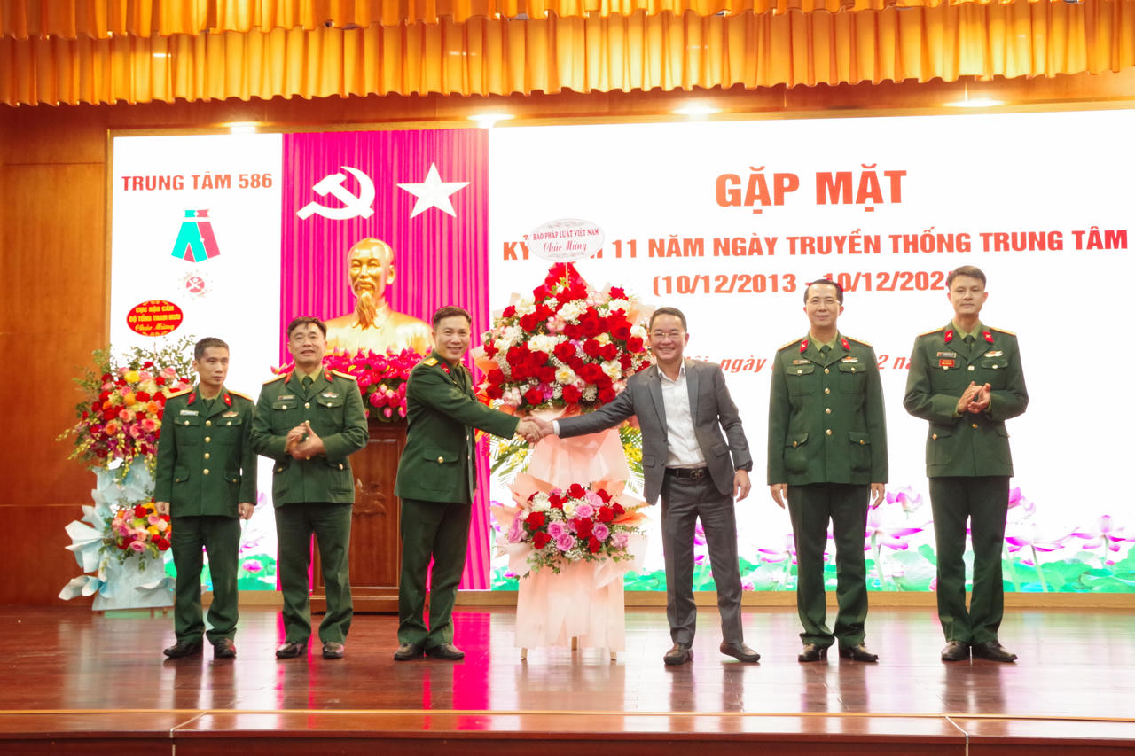 Kỷ niệm 11 năm Ngày truyền thống Trung tâm 586 – Bộ Tư lệnh 86
