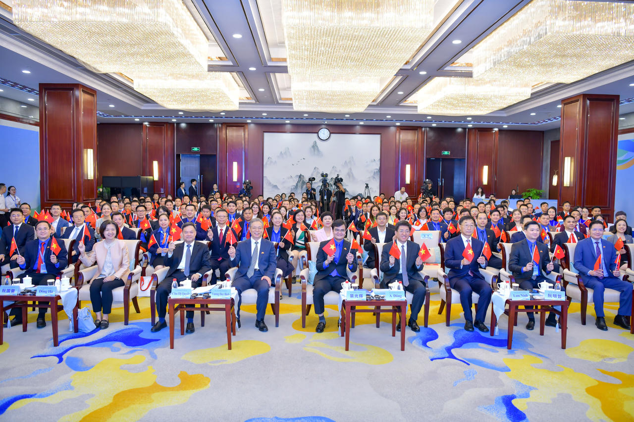 Gặp gỡ hữu nghị thanh niên Việt Nam – Trung Quốc năm 2025