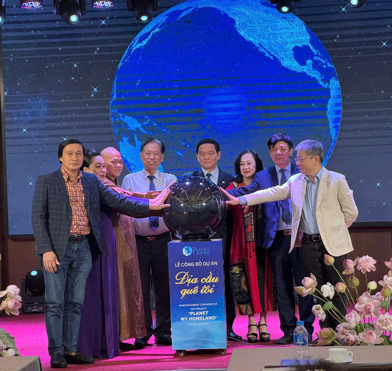 Địa cầu Quê tôi – Ý tưởng khởi xướng từ người Việt vì khát vọng hòa bình thế giới